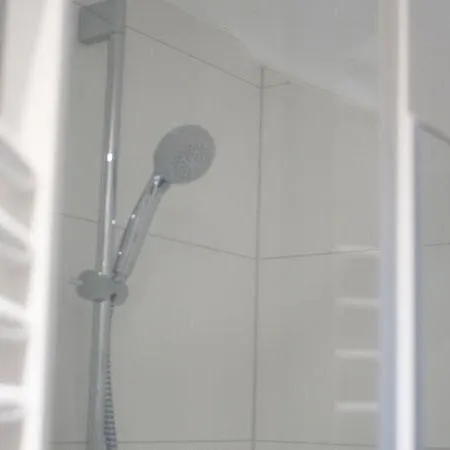 Relax-aachener-boardinghouse-dachgeschoss 아파트 아헨